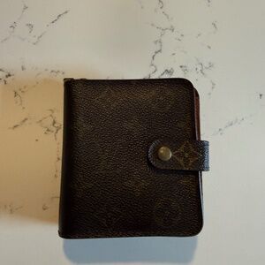 Louis Vuitton Small Wallet
